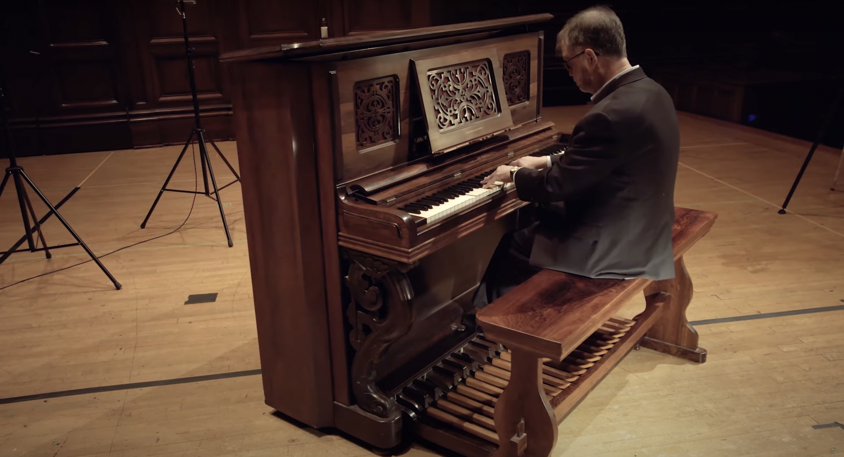 Playing Schumann's Works Pedal Piano | Humana